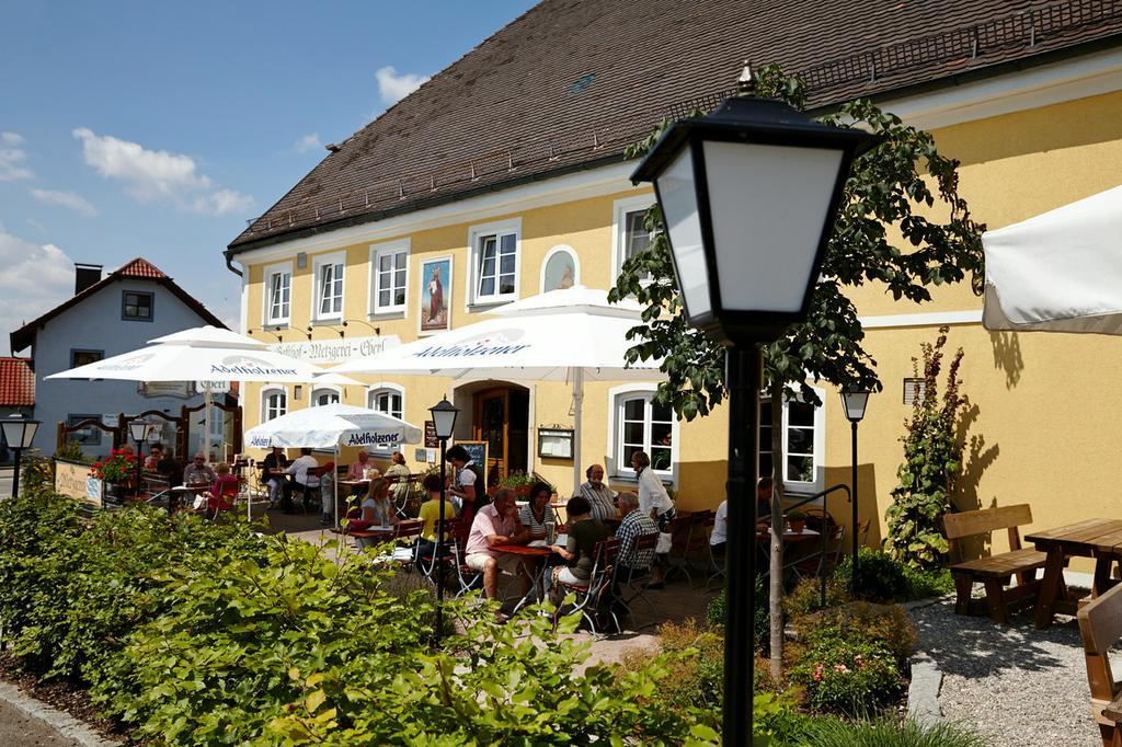 Hotel Eberl Hattenhofen  Buitenkant foto